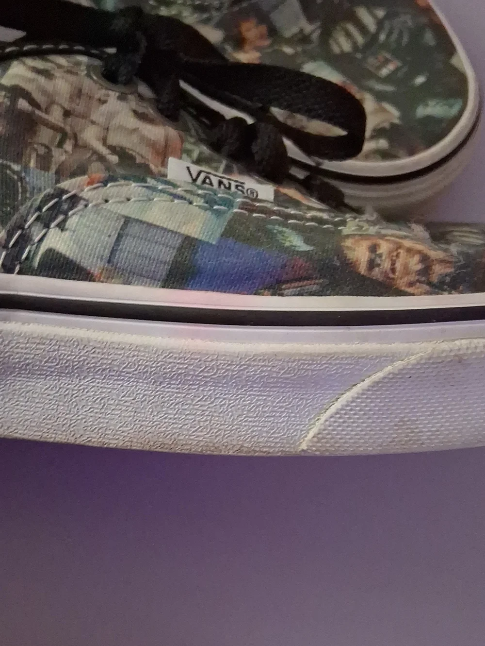 VANS Graphic Star Wars Print Sneakers Mens Sz. 7.5 Womens Sz. 9